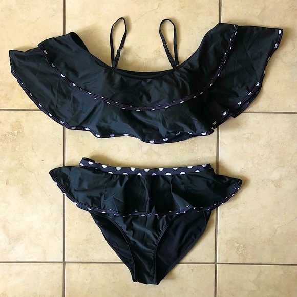 SHEIN Other - NWOT Two Piece Black Ruffled Bikini Set